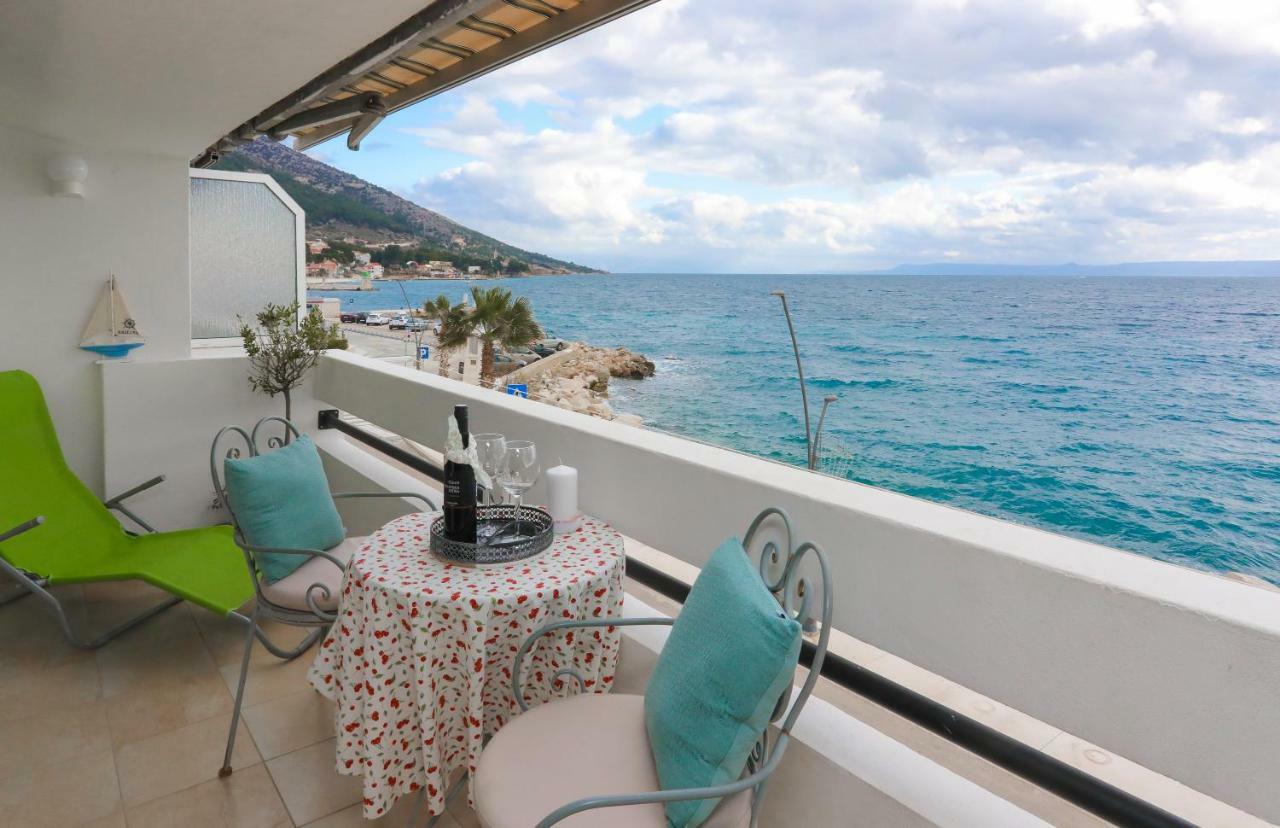 Amazing Waterfront Apartments Bol Bagian luar foto